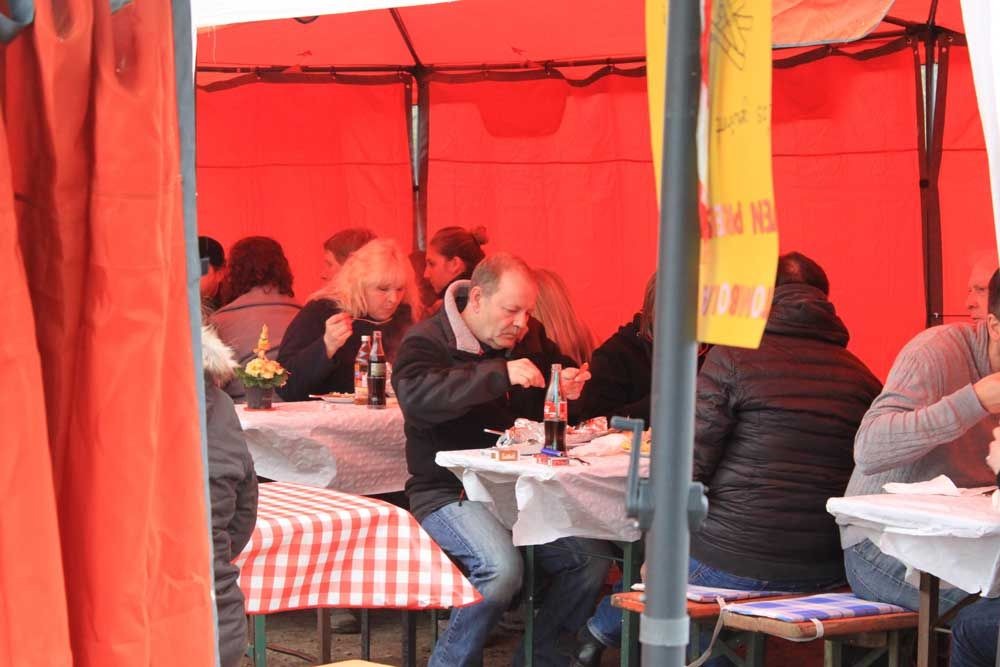 imgi_87_karfreitag-fischessen-2016-1